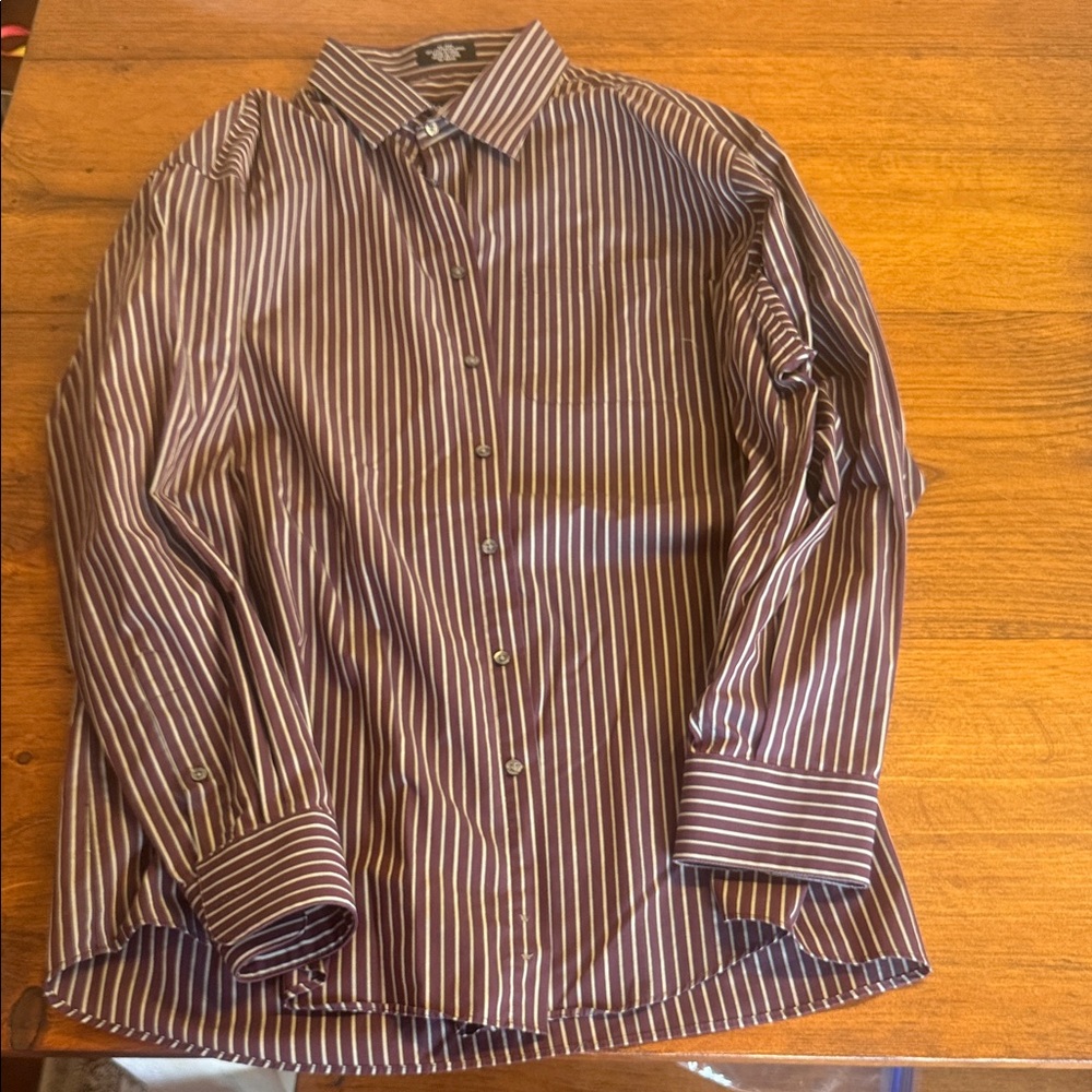 Axcess Men's Brown and White Striped Button Down Shirt